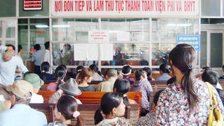 Có được thanh toán BHYT khi khám ở 2 bệnh viện cùng 1 ngày?
