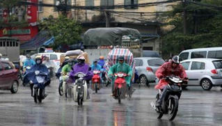 Hà Nội đề phòng đêm nay và ngày mai mưa lớn, gió giật mạnh