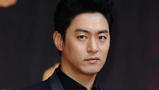 Joo Jin Mo xin lỗi vì scandal tin nhắn khiếm nhã