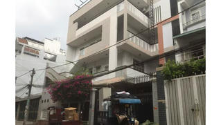 Rơi thang máy từ tầng 4, 1 người chết, 2 người bị thương
