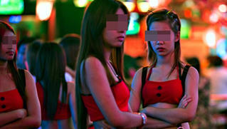 Cảnh báo án mạng từ karaoke 'tay vịn'