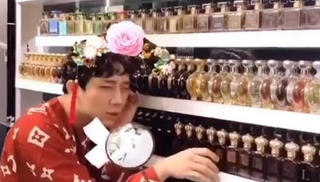 Tiết lộ thú chơi 'đốt tiền' của Trấn Thành khiến Hari Won 'muốn điên'