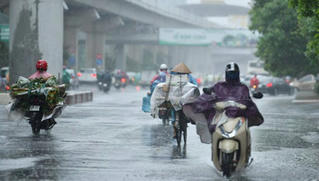 Hà Nội thêm vài ngày mưa giông 