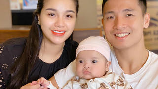 Vợ xoá hết ảnh Bùi Tiến Dũng, đặt trạng thái 'độc thân'