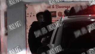 Chồng thiếu gia 'chiến tranh lạnh' với siêu mẫu Hề Mộng Dao 