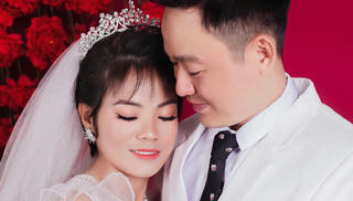 Nữ tuyển thủ ĐT Việt Nam bất ngờ khoe ảnh cưới