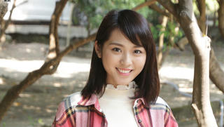 Nữ diễn viên từng cùng mẹ ăn xin, suýt mất mạng dưới sông