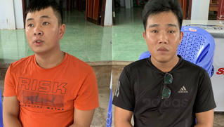 Hai đối tượng chặn đường đánh Thượng uý cảnh sát hình sự, cướp súng