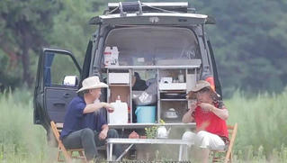 25 năm đưa vợ ung thư đi khắp thế giới