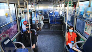 Hà Nội tạm dừng vận tải hành khách đến 14 tỉnh, thành phố