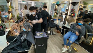 Hà Nội dừng hoạt động quán ăn tại chỗ, cắt tóc, gội đầu từ 0h ngày 13/7