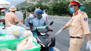 400 trong số 2.000 người từ Đồng Nai về Ninh Thuận mắc COVID-19