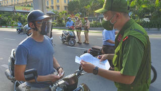 Công an Hà Nội 'tung' 6 tổ cơ động mạnh ra đường để xử nghiêm vi phạm giãn cách