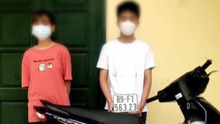 Liều lĩnh tông xe khiến cảnh sát giao thông phải cấp cứu để trốn phạt