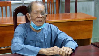 Bắt tạm giam cha vợ dùng búa đập con rể tử vong