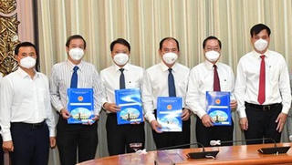Bổ nhiệm tân Giám đốc và Phó Giám đốc Sở Y tế TP HCM