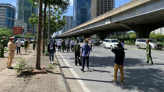 Thêm 6 tổ cảnh sát cơ động mạnh kiểm soát đường Hà Nội