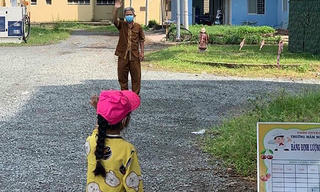 Những đứa trẻ mồ côi vì đại dịch