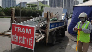 Hà Nội dỡ 39 chốt kiểm soát dịch trong vùng 1