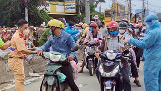 Đừng để tự gây tai nạn trên đường TP HCM sau nhiều ngày giãn cách 