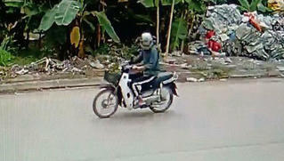 Truy bắt nghi phạm giết bố mẹ đẻ và em gái ở Bắc Giang