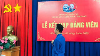Chủ doanh nghiệp tư nhân muốn vào Đảng cần điều kiện gì?