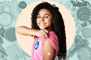 Trẻ em nên ăn gì trước và sau khi tiêm vaccine COVID-19?