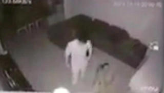 Xôn xao nghi vấn một nam bác sĩ liên quan clip bạo dâm