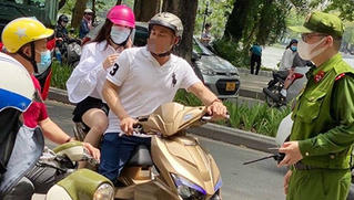 Hà Nội công bố mức phạt 53 hành vi vi phạm phòng, chống dịch COVID-19