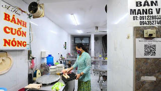 Quận Hai Bà Trưng dừng bán hàng ăn uống tại chỗ, thể dục ngoài trời