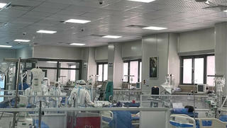 Khu điều trị F0 nguy kịch ở Hà Nội kín giường