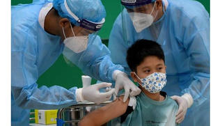 Mua 21,9 triệu liều vaccine Pfizer cho trẻ 5 tuổi trở lên