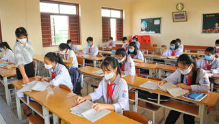 Hà Nội ứng phó với COVID-19 thế nào khi học sinh đồng loạt trở lại trường?