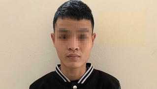 Giữ khẩn cấp thanh niên Hà Nội 'làm trò vợ chồng' với bé gái ngày Tết