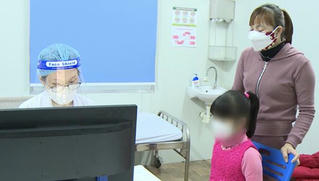 Cảnh báo mối nguy hậu COVID-19 với nhiều trẻ nhiễm không triệu chứng