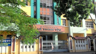 Một học sinh lớp 10 tử vong bất thường tại trường