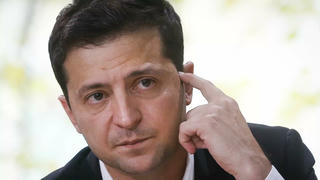 Tổng thống Zelensky 'lên tiếng' về thông tin Ukraine có vũ khí hóa học và vũ khí hủy diệt hàng loạt 