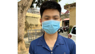 Không tìm thấy bạn gái, nam thanh niên rút súng bắn tài xế taxi