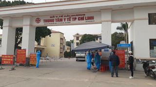 Nghi vấn mẹ giết con rồi tự tử trong trung tâm y tế Chí Linh