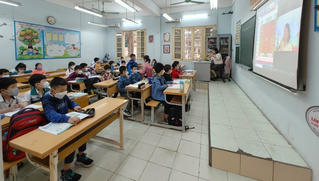 Hà Nội lý giải quyết định cho học sinh tiểu học đi học trực tiếp dù chưa tiêm vaccine