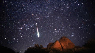 Đêm nay, mưa sao băng lập đỉnh trên bầu trời Việt Nam