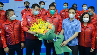 Phó Thủ tướng Vũ Đức Đam 'tiếp sức' cho vận động viên SEA Games 31