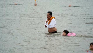 Những sự việc 'dở khóc, dở cười' trong dịp nghỉ lễ 30/4 và 1/5