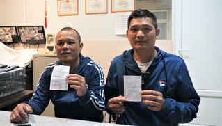 2 người Việt đi bộ cả tháng để thoát khỏi vùng chiến sự ở Ukraine