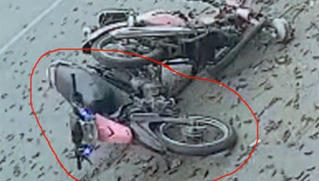 Tìm xe máy Sirius màu đen hồng liên quan tai nạn chết người