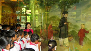 Theo dấu chân thủa niên thiếu của Bác Hồ ở xứ Huế