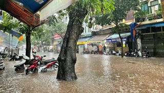 Hà Nội mưa to bất thường đến ngày nào?