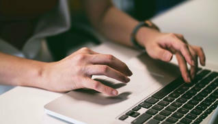 Người dân có thể làm hộ chiếu online, nhận tận tay tại nhà từ tháng 6/2022