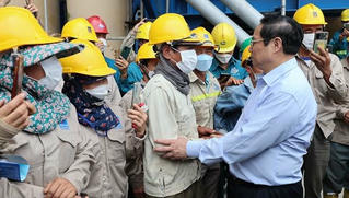 Ngày 12/6, Thủ tướng Phạm Minh Chính đối thoại với công nhân