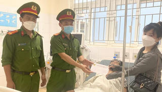 Nam thanh niên rơi xuống sông ở Hải Phòng